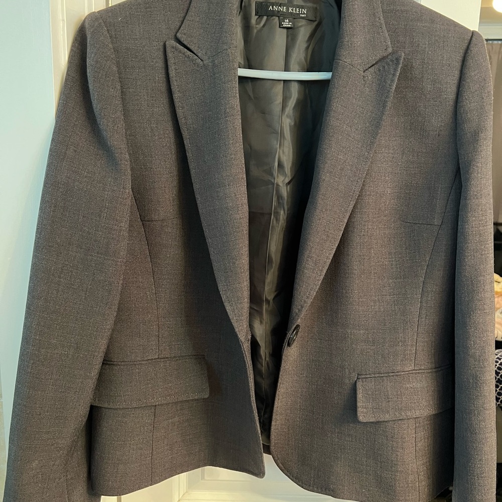 Anne Klein size 14 dark grey suit jacket/blazer